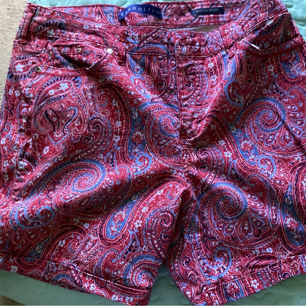 Bandolino Red and Blue Paisley Bermudas